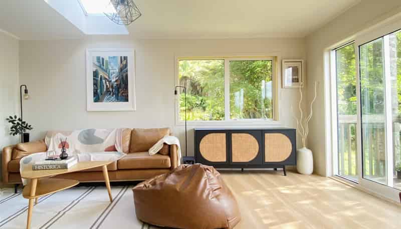 8 Limmer Place, Browns Bay