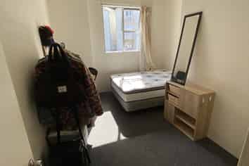 6/14 Little George Street, Thorndon