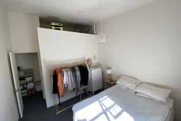 6/14 Little George Street, Thorndon