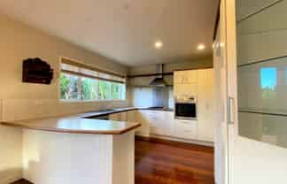 Auckland - Address withheld