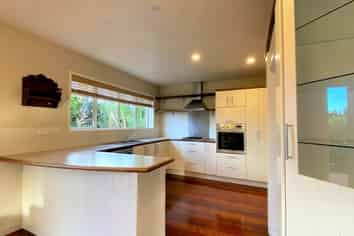 9 Bristol Road, Whenuapai