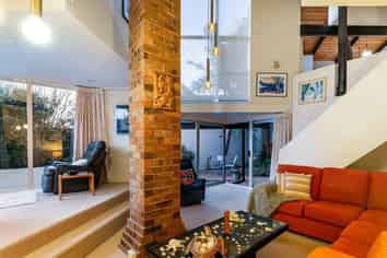 Auckland - Address withheld