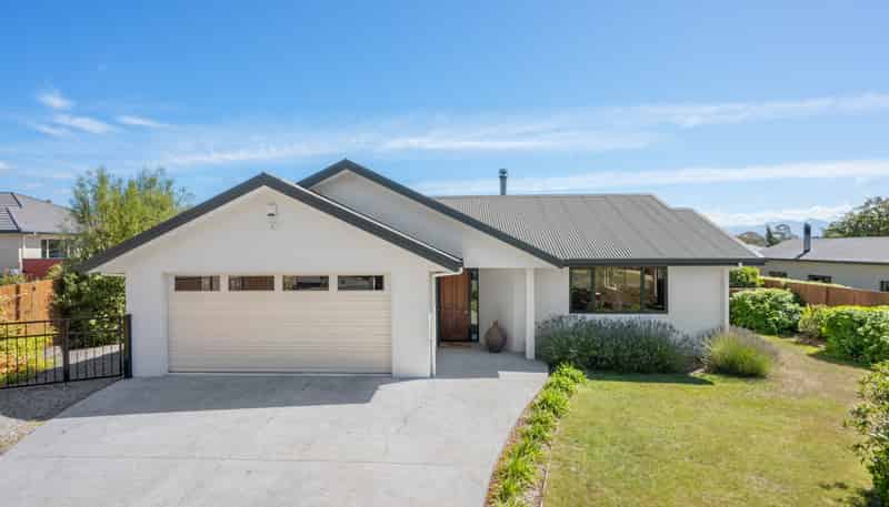 50 Hope Drive, Witherlea