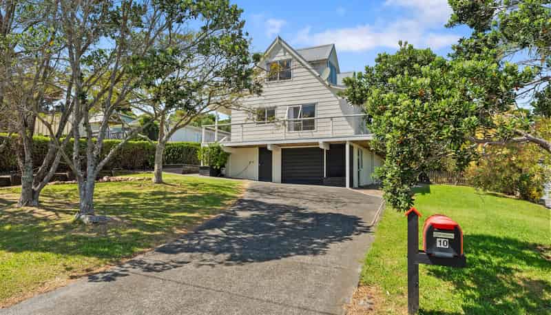 10 Moa Avenue, Oneroa