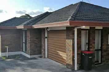 2/107 Moore Street, Howick