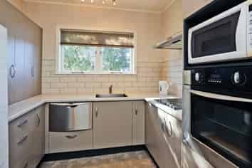 1/204 Lyndon Road West, Hastings