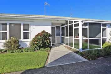 1/204 Lyndon Road West, Hastings