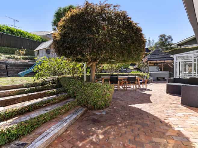 4 Berowald Place, Saint Heliers