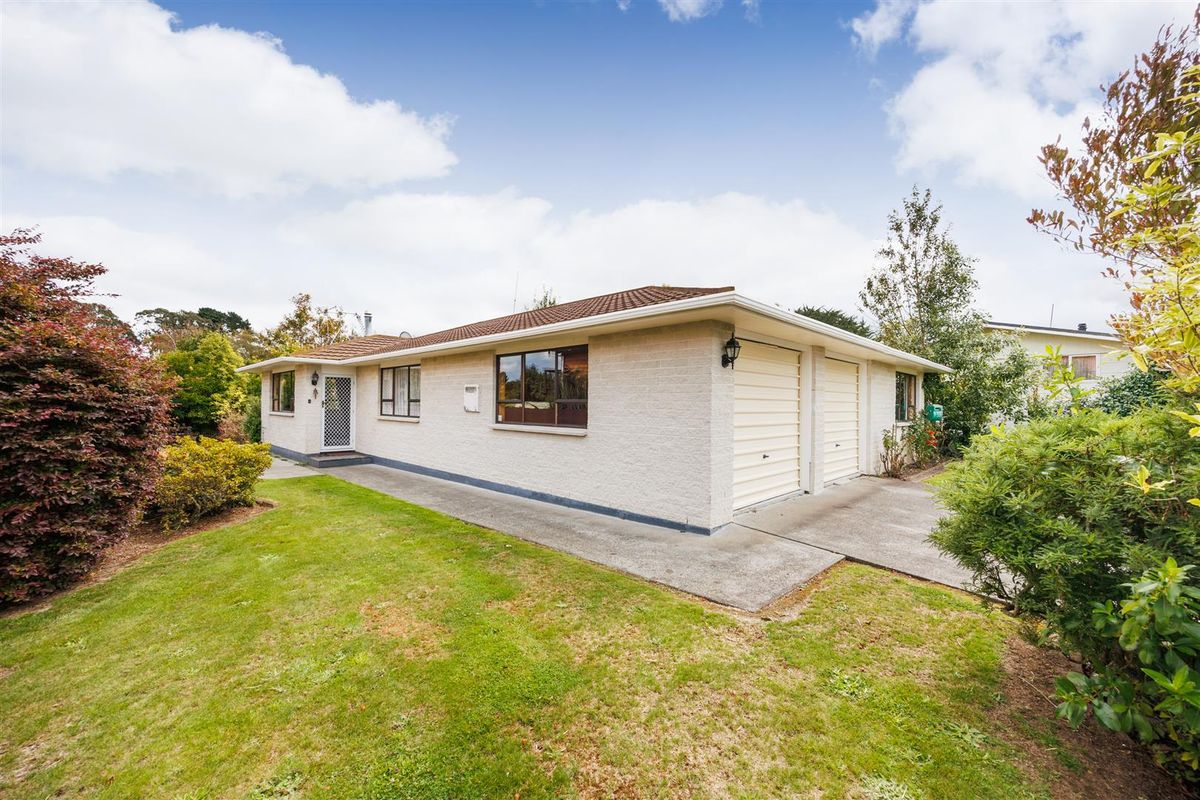 TEAM LEWIS - FAB 3 BED IN TOP LOCATION - Widok 2