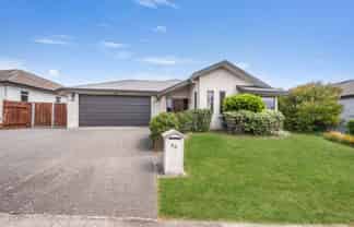 90 Russell Robertson Drive, Havelock North