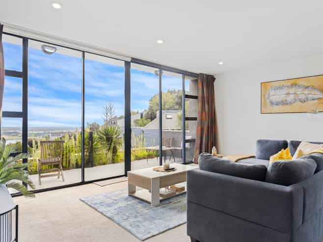 105 Cannon Hill Crescent, Mount Pleasant