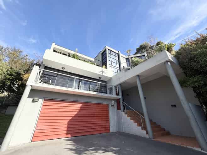 105 Cannon Hill Crescent, Mount Pleasant