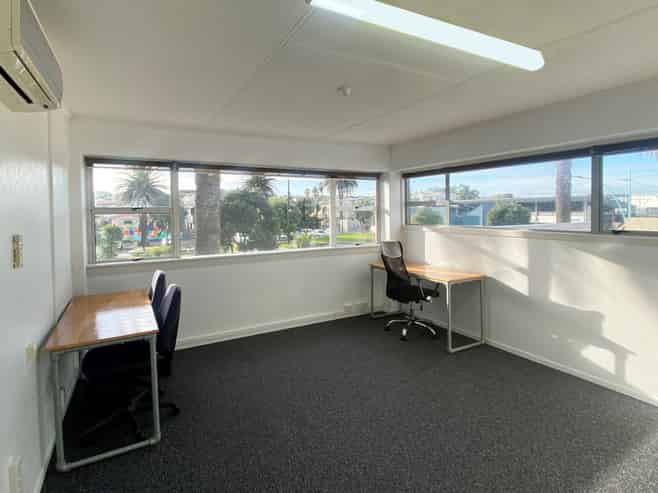 Central downtown Mount office