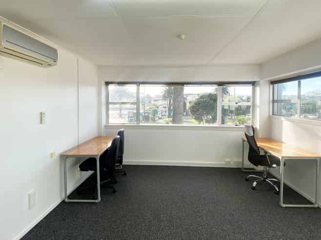 Central downtown Mount office