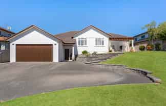 13 Red Oak Place, Schnapper Rock