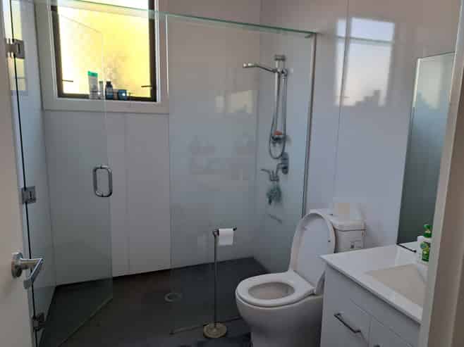 Home with Business Premises-Profile Corner Location