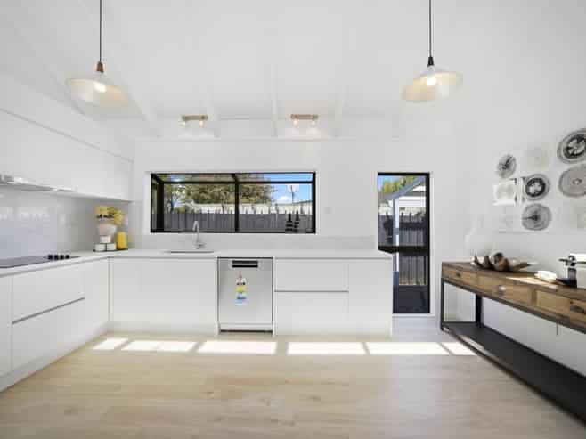 1 Montclair Rise, Browns Bay