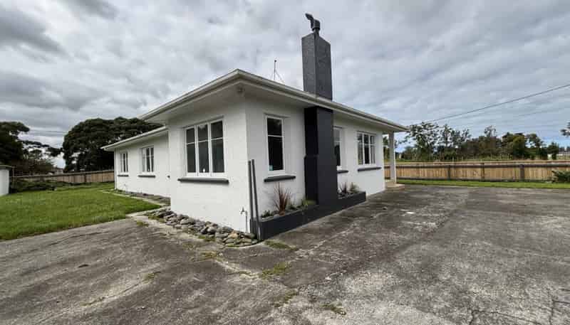 33 Burns Street, Tawhero