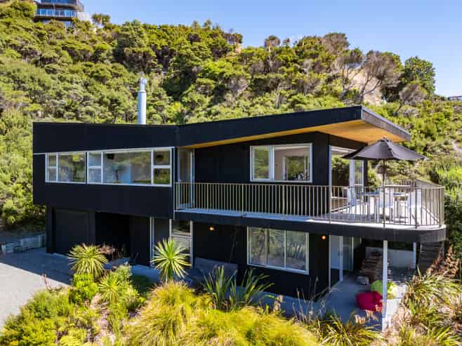 17 Surf Road, Mangawhai Heads