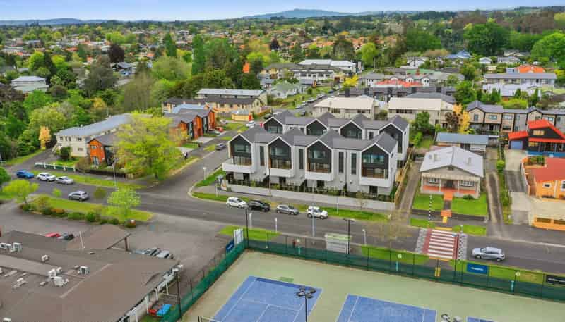 7/2 Manning Street, Hamilton Central