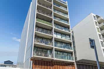 72/13 College Street, Te Aro