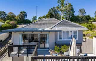 273 Hillsborough Road, Hillsborough