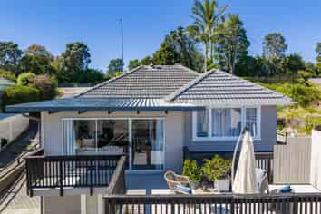 273 Hillsborough Road, Hillsborough