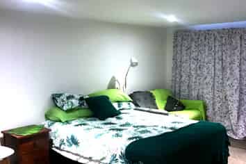 2/122 Mahoe Street, Melville