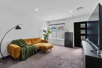 2/162 Ladies Mile, Ellerslie