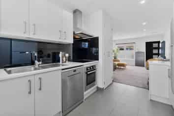 2/162 Ladies Mile, Ellerslie