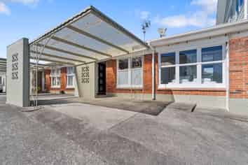 2/162 Ladies Mile, Ellerslie