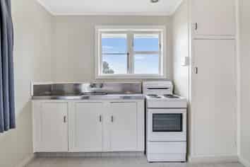 614 Featherston Street, Roslyn