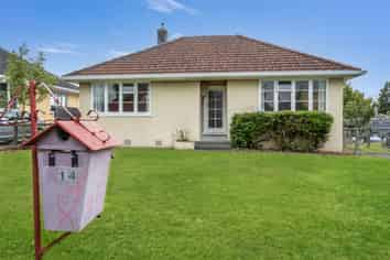 614 Featherston Street, Roslyn