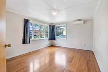 614 Featherston Street, Roslyn