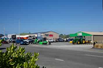 Tenanted SH1 Commercial Investments