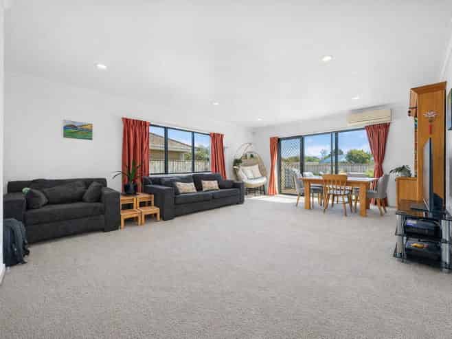 2 Benville Place, Royal Oak