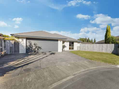 13 Kebal Place, Stoke