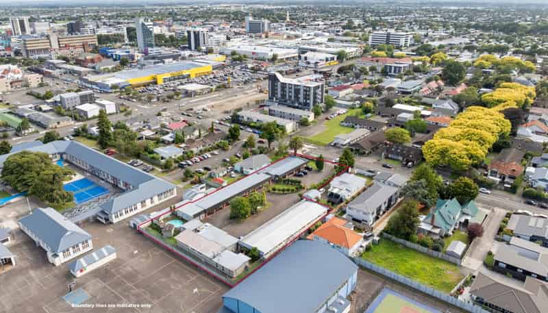 66 Linton Street, West End