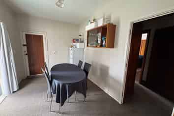 577 Manchester Street, Saint Albans