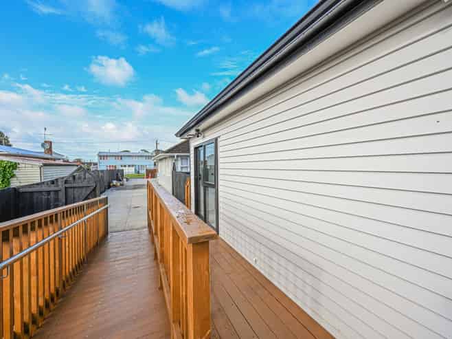 10A Young Road, Mount Wellington