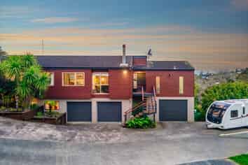 47 Haseler Crescent, Mellons Bay