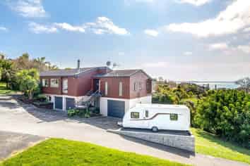 47 Haseler Crescent, Mellons Bay