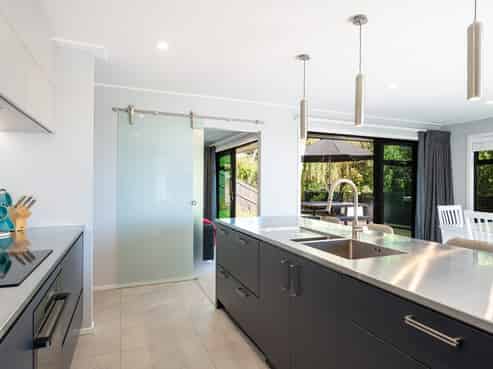 6 Penny Lane, Richmond