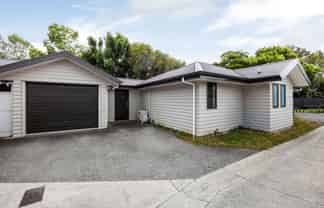 4/23 Montgomery Crescent, Bader