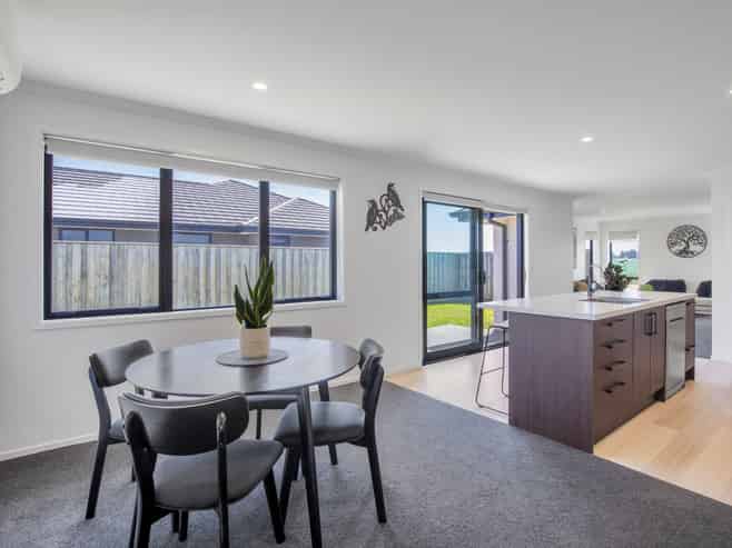 6 Blackbird Way, Rolleston