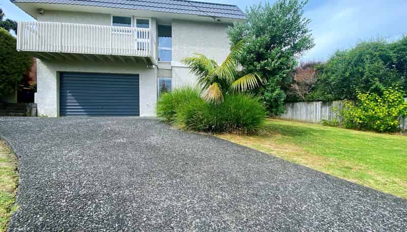 1 Scarboro Terrace, Murrays Bay