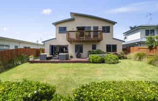 91 Solomon Street, Brookfield