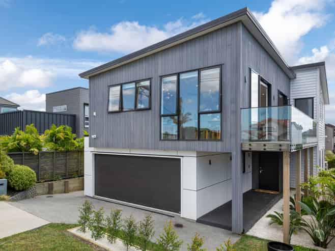 43 Knights Road, Rothesay Bay