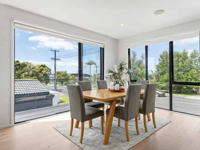 43 Knights Road, Rothesay Bay