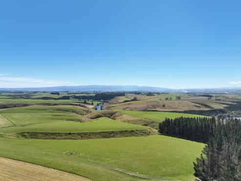 675 Black Bridge Road, Ashley Downs